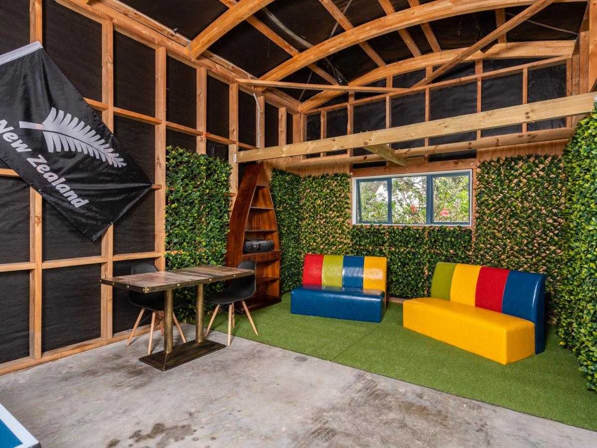 Oceans 8 - Mangawhai Heads Holiday Home Exteriér fotografie